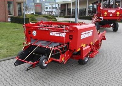 九方泰禾引进GRIMME RL1700牵引式马铃薯收获机，助力北京农业高效发展